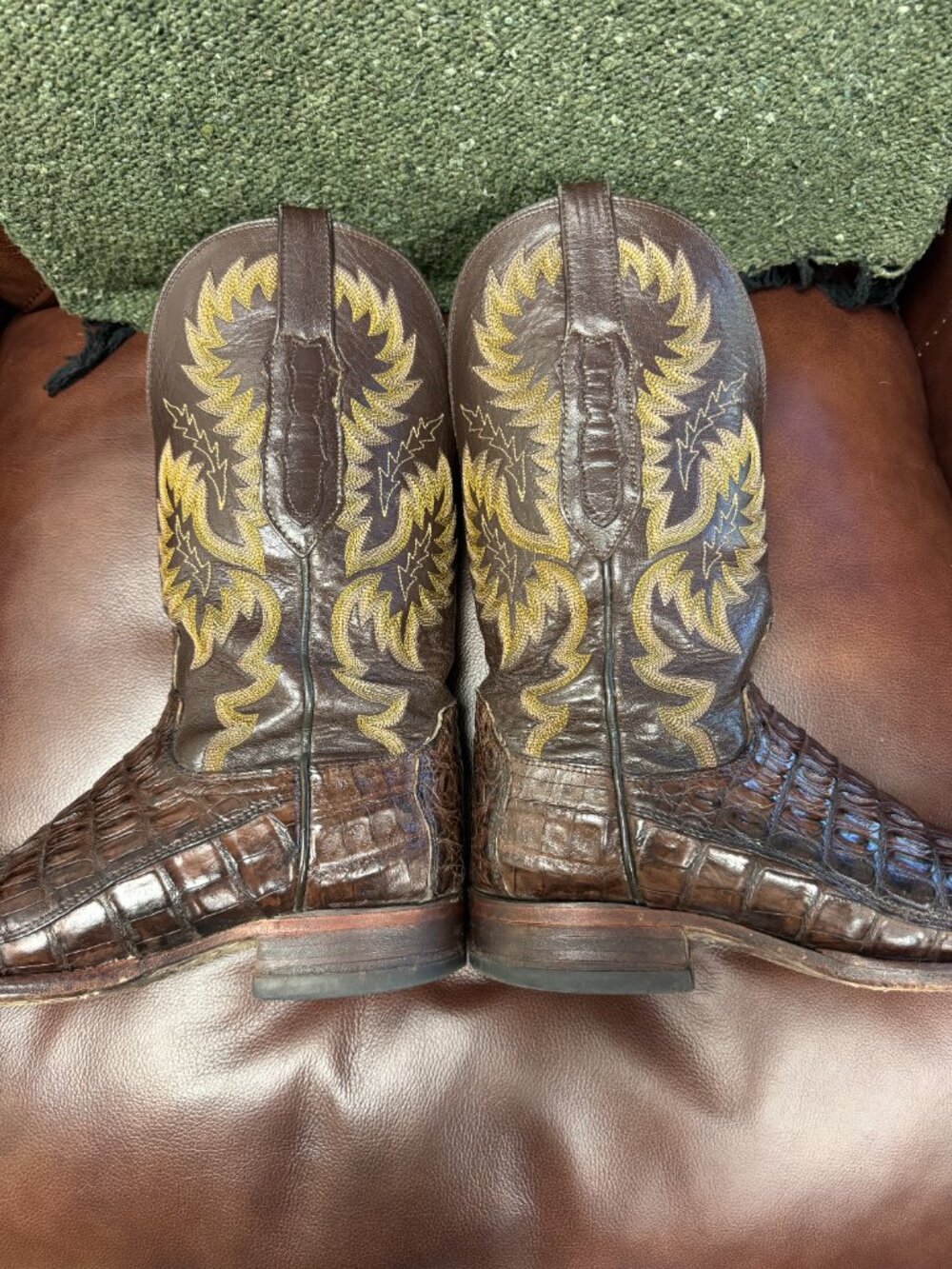 Lucchese CL8729 Men’s 8D Genuine Caiman Exotic Cowboy Boots Brown - Picture 16 of 16